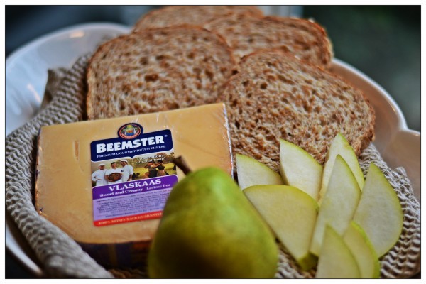 Vlaskaas Gouda Grilled Cheese with Sliced Pear on Sprouted Whole Grains | YouAnew Lifestyle Nutrition