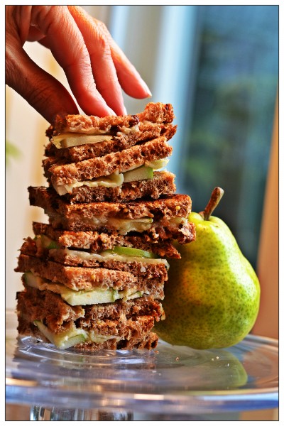 Havarti Grilled Cheese with Apple on Cinnamon Raisin Bread | YouAnew Lifestyle Nutrition